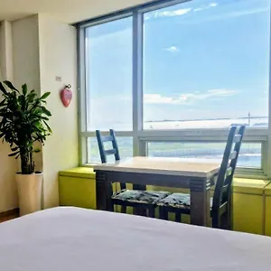 Cozy - Experience Like Comfort アパート